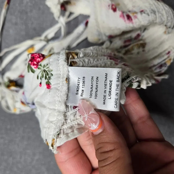 4 Crop Top Bundle - Picture 7 of 10